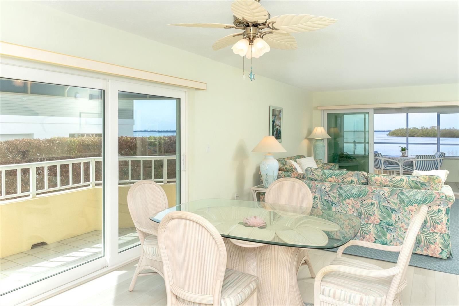 LANDINGS ON LEMON BAY PH 02 - Residential