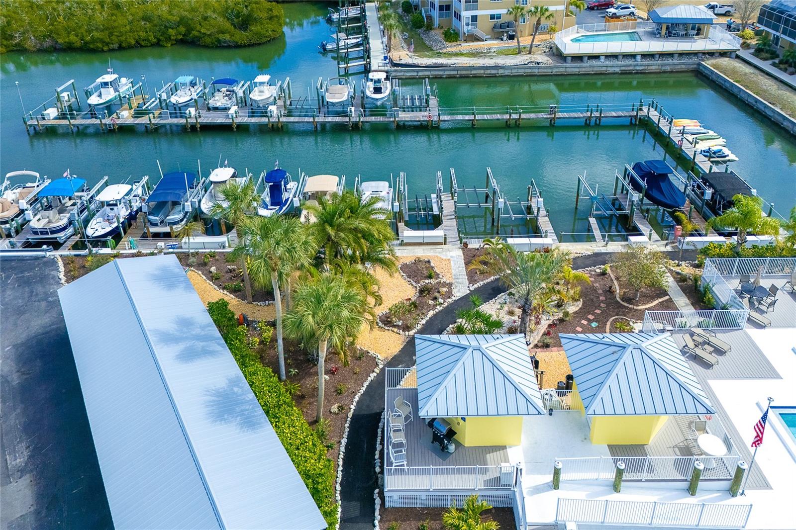 LANDINGS ON LEMON BAY PH 02 - Residential