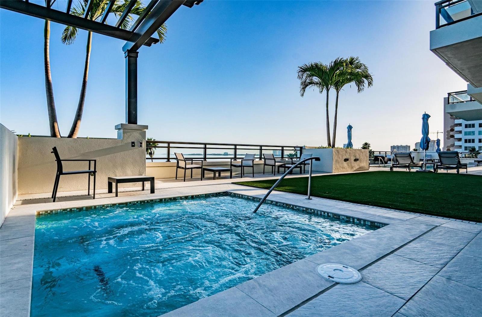 HYDE PARK HOUSE - Residential