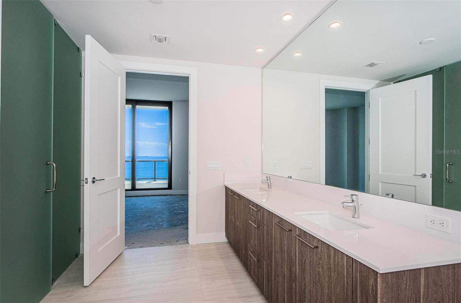 HYDE PARK HOUSE - Residential