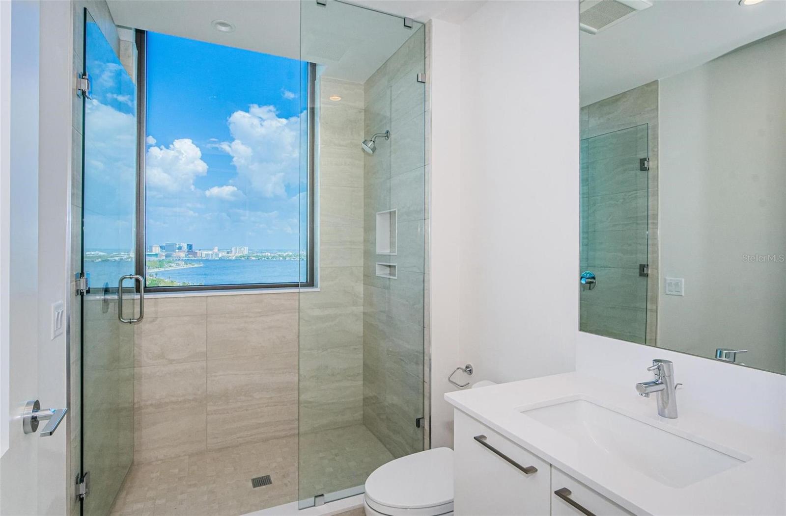 HYDE PARK HOUSE - Residential