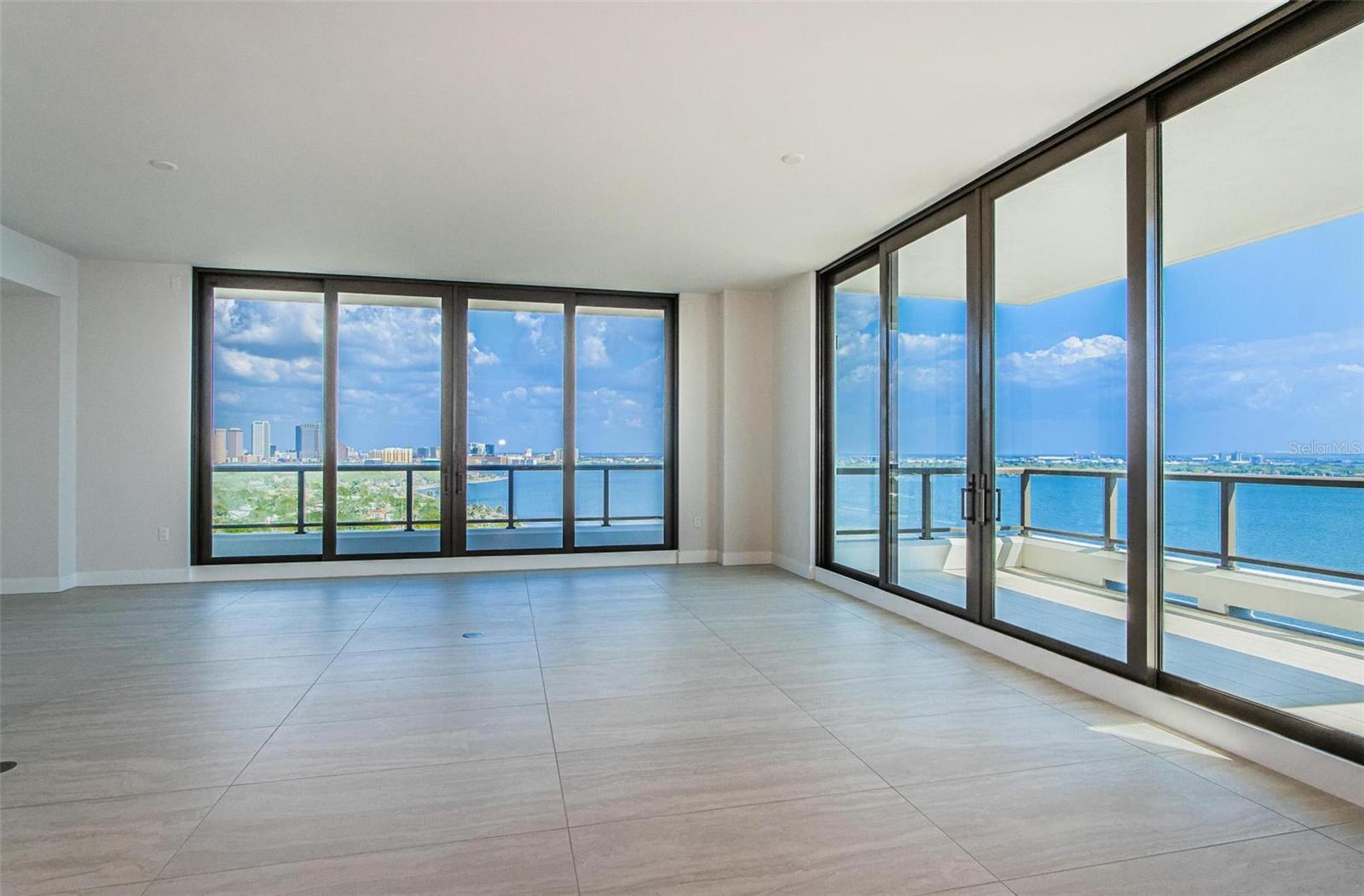 HYDE PARK HOUSE - Residential