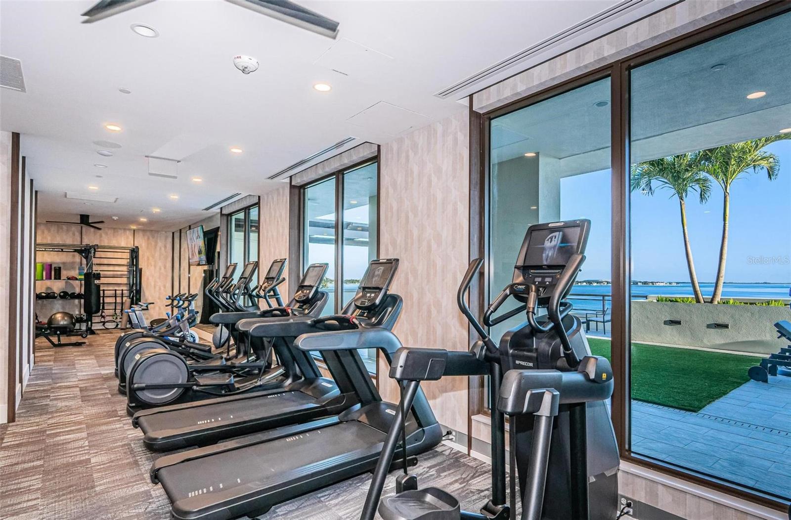 HYDE PARK HOUSE - Residential