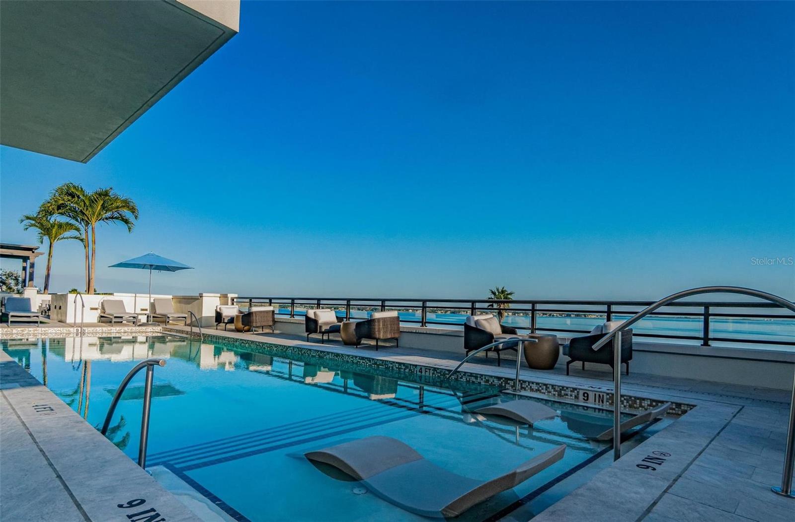 HYDE PARK HOUSE - Residential