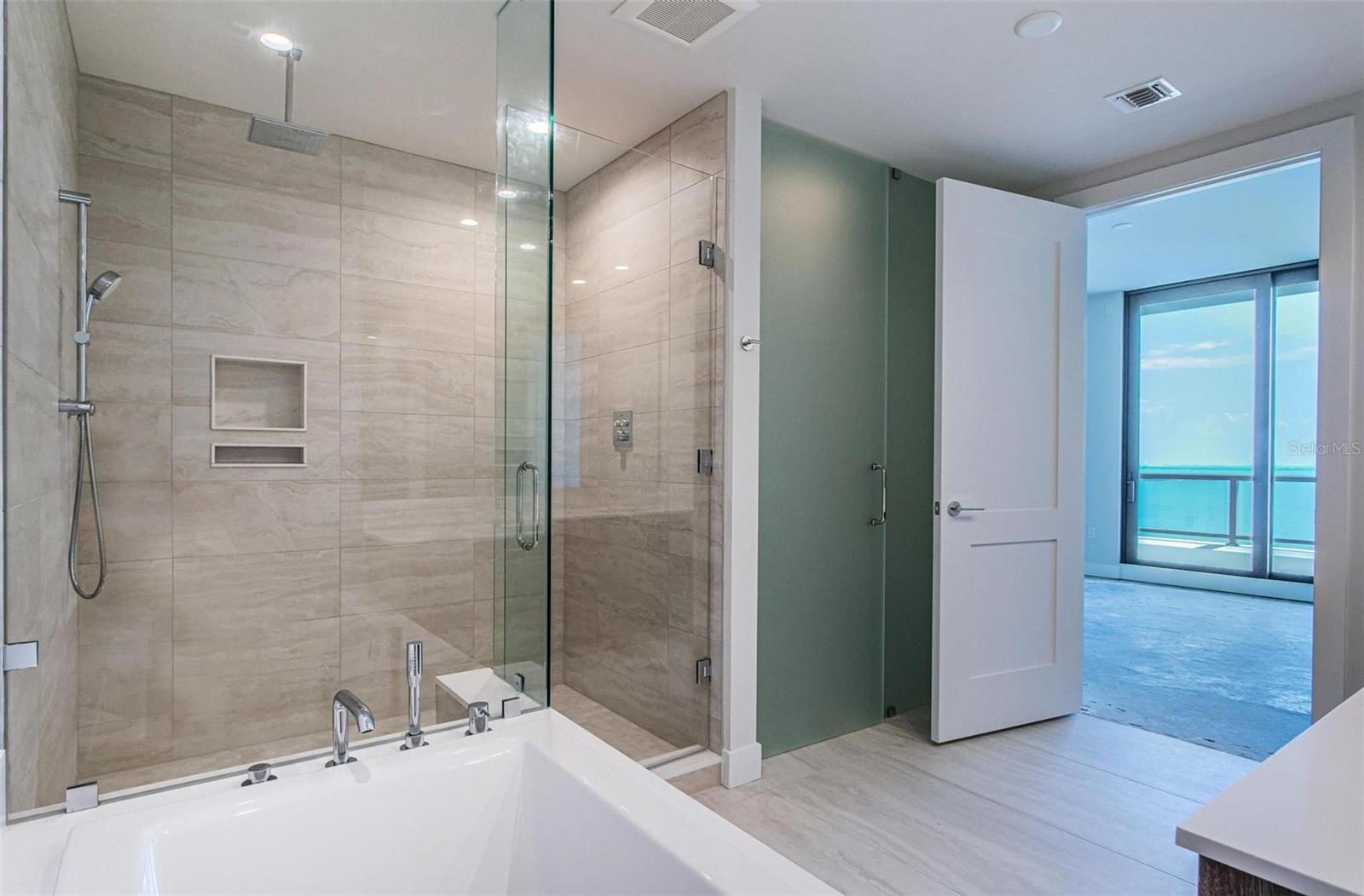 HYDE PARK HOUSE - Residential