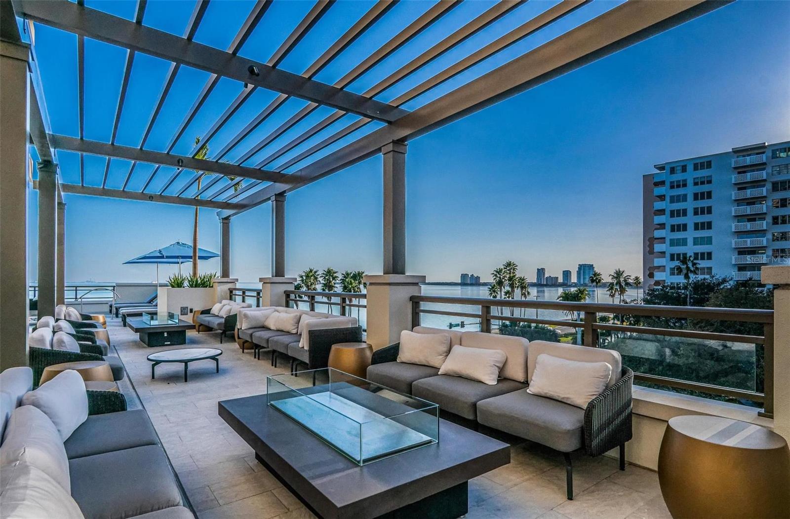 HYDE PARK HOUSE - Residential