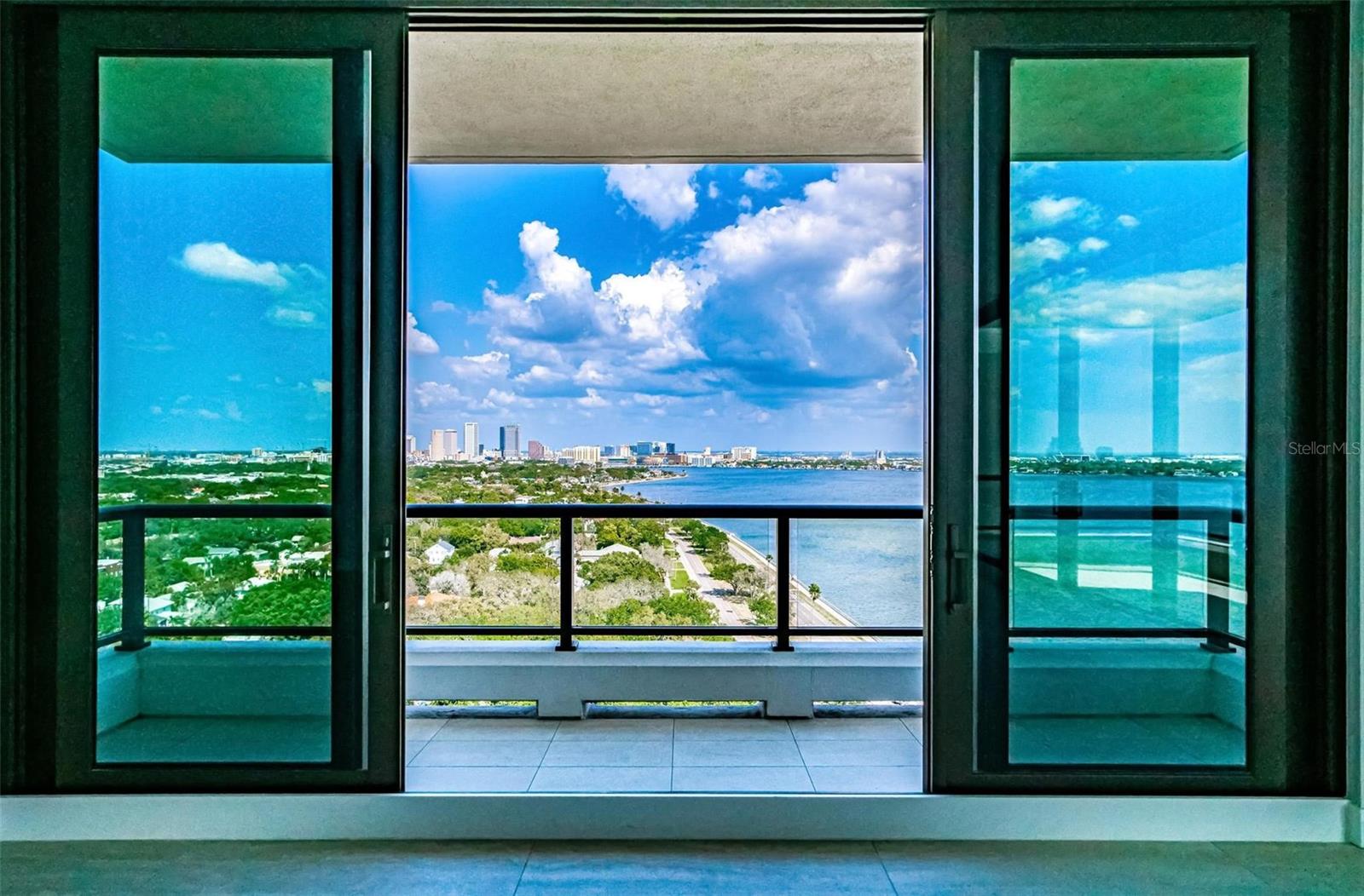 HYDE PARK HOUSE - Residential