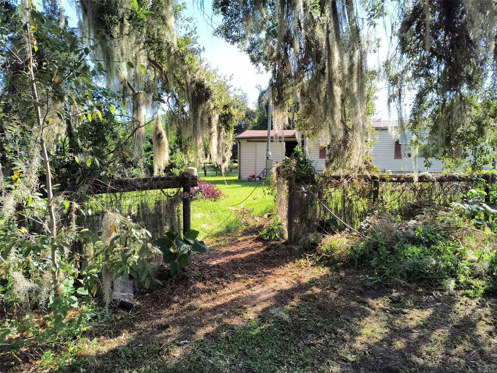 NEIGHBORHOOD 9475-CR475/SMAG - Residential