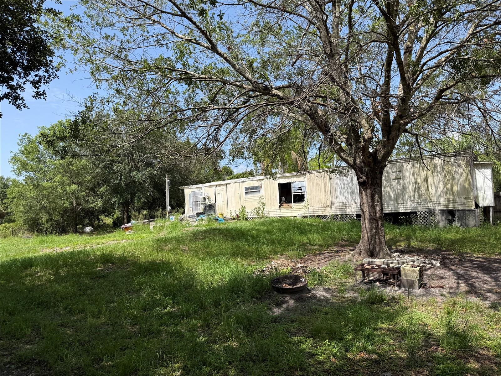 1724 UNDERWOOD TERRACE