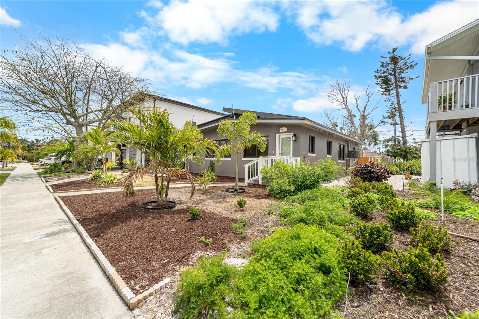 3214 E MARITANA DRIVE