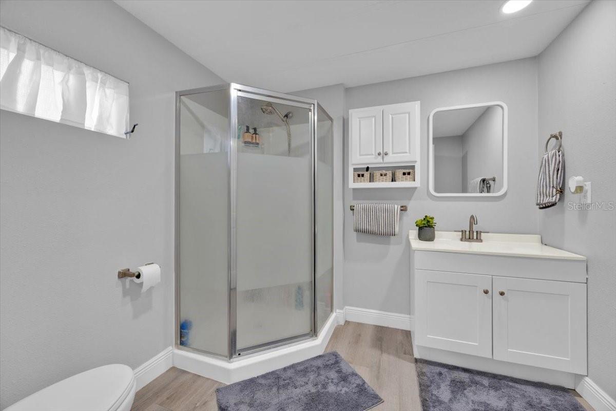 DINNER LAKE ESTATES - Residential