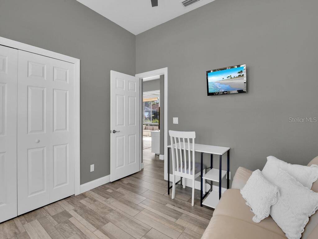 DEL VERA COUNTRY CLUB - Residential