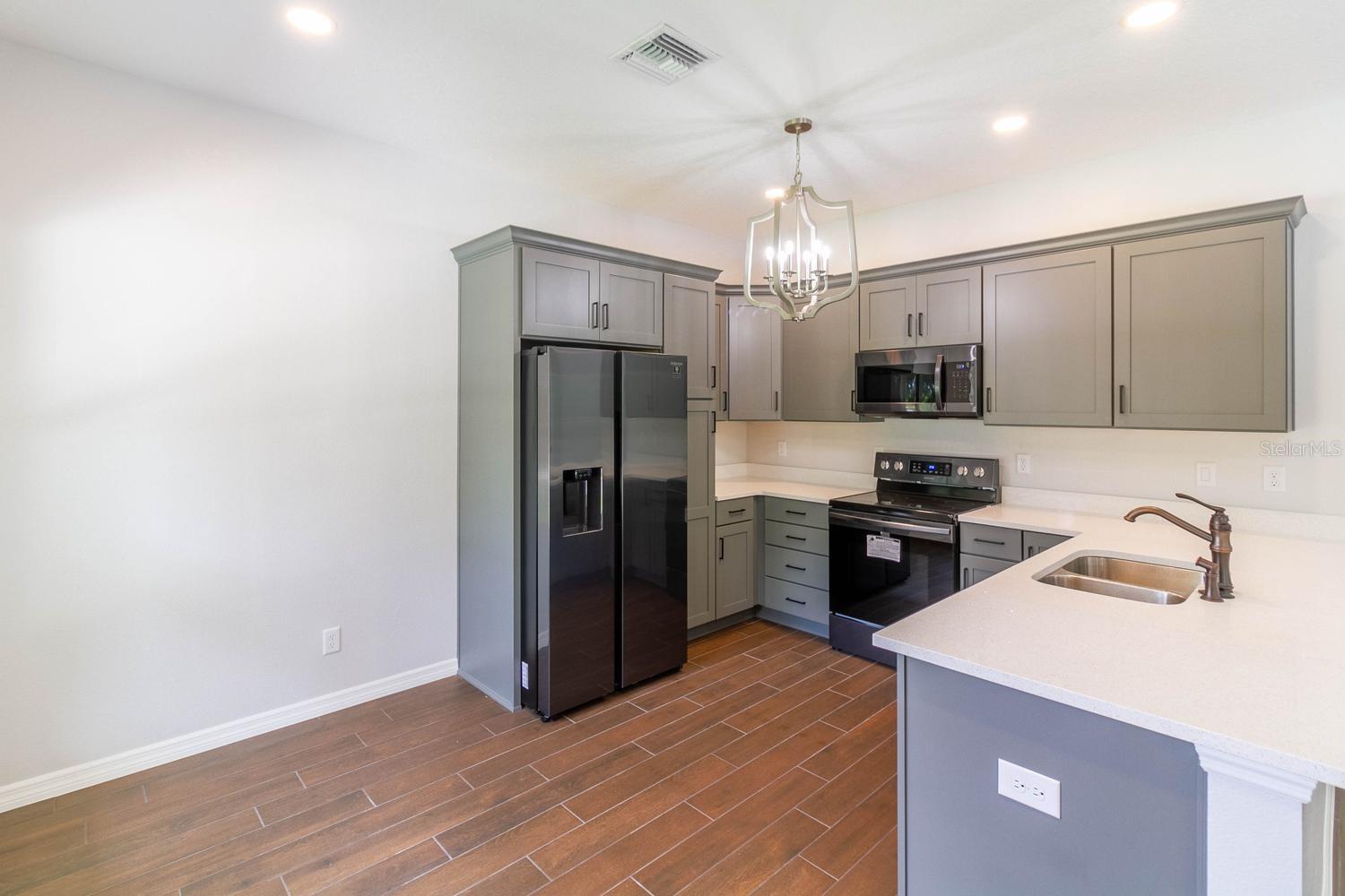 MT PLYMOUTH SECOND ADD - Residential
