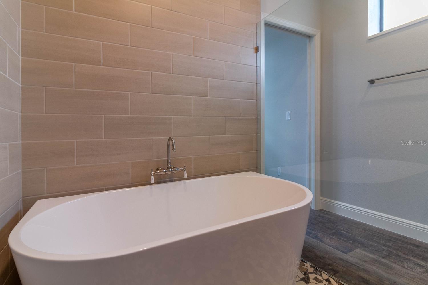 MT PLYMOUTH SECOND ADD - Residential