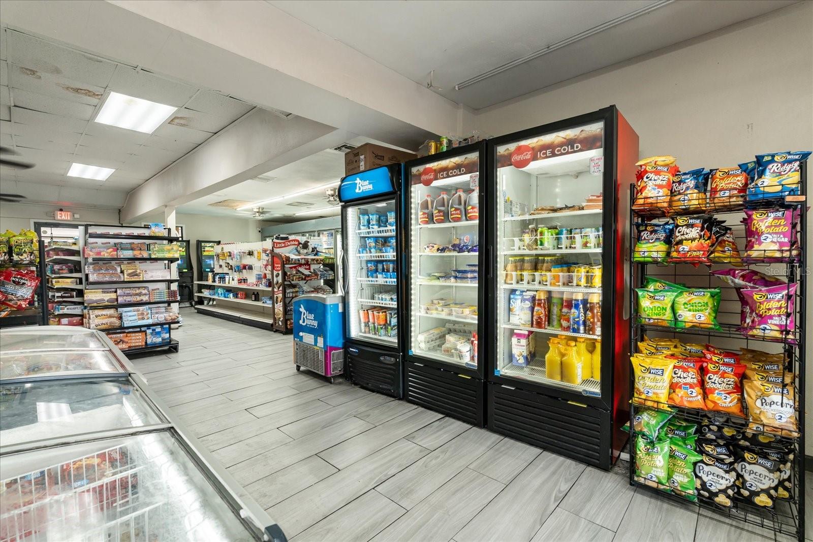 YOGI BEARS JELLYSTONE PARK CONDO 02A - Residential