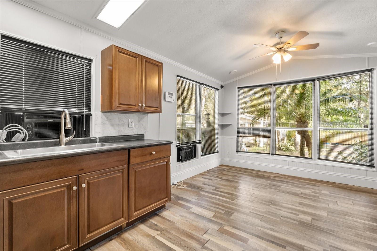 YOGI BEARS JELLYSTONE PARK CONDO 02A - Residential