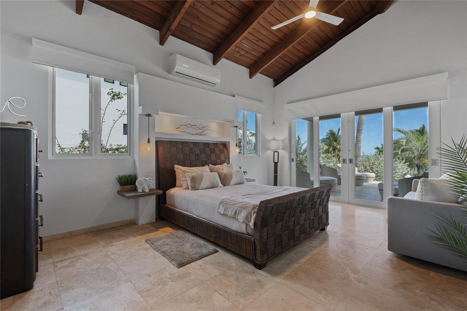 MARTINEAU BAY RESORT - Residential