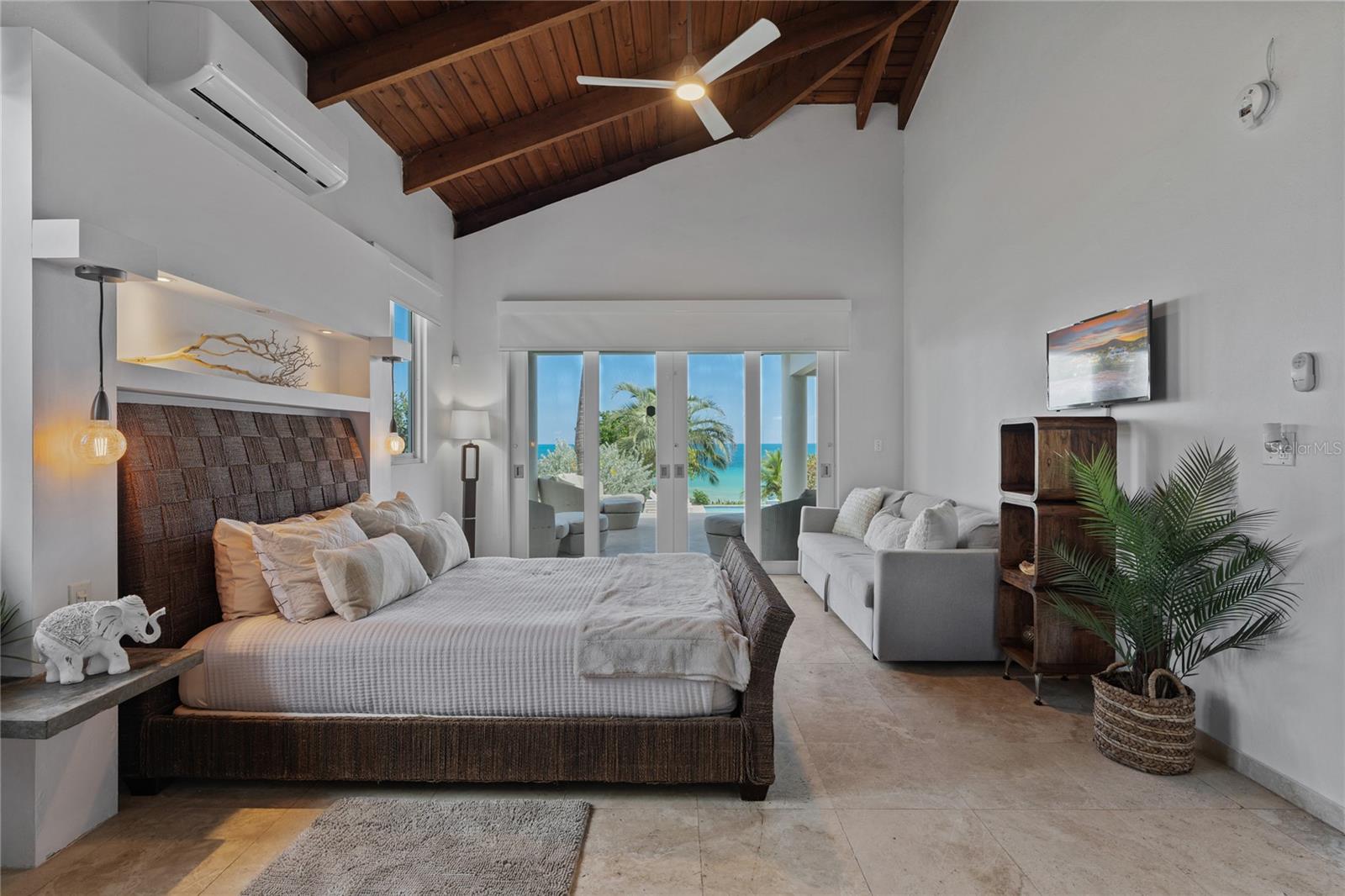 MARTINEAU BAY RESORT - Residential