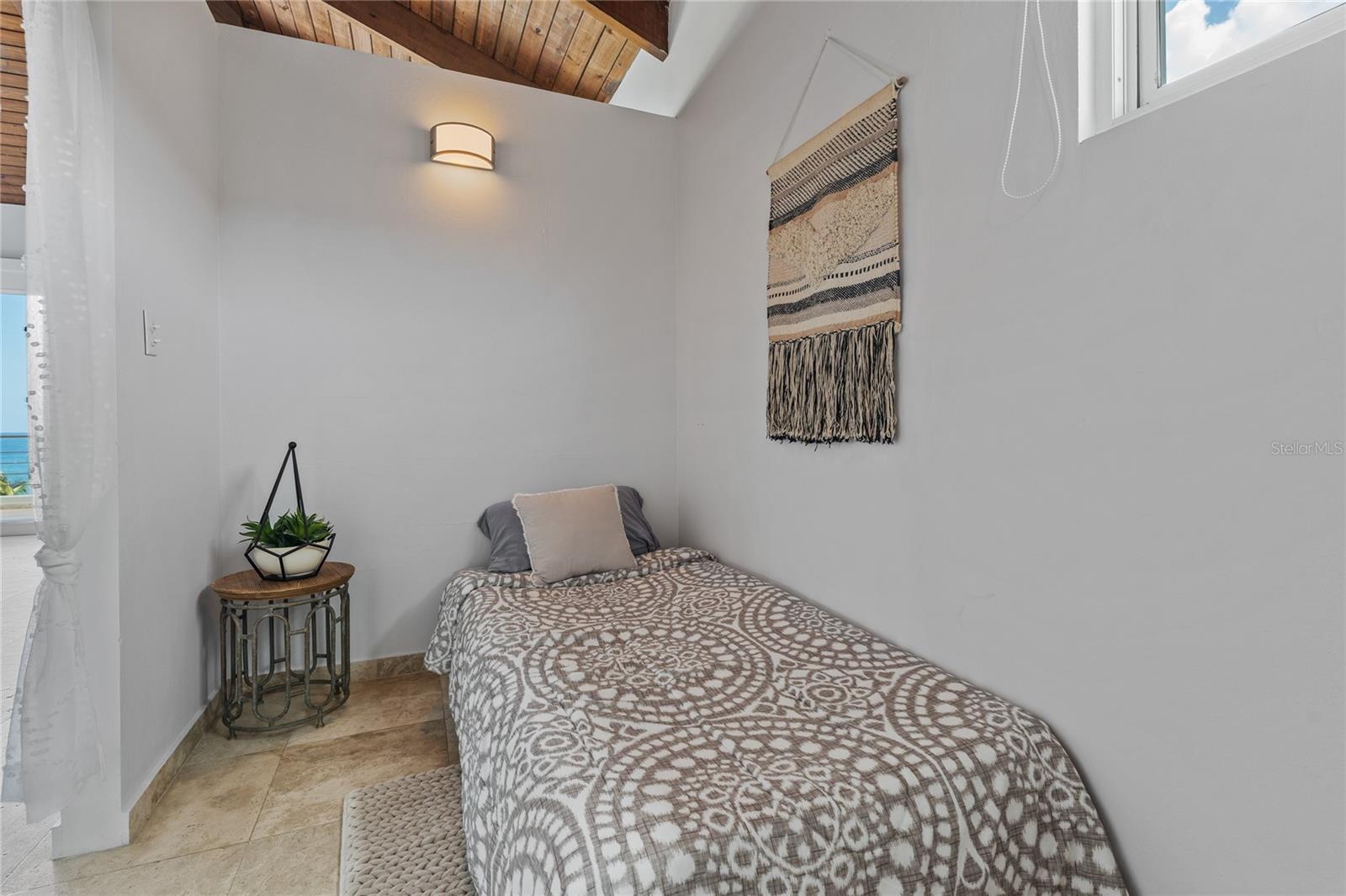 MARTINEAU BAY RESORT - Residential