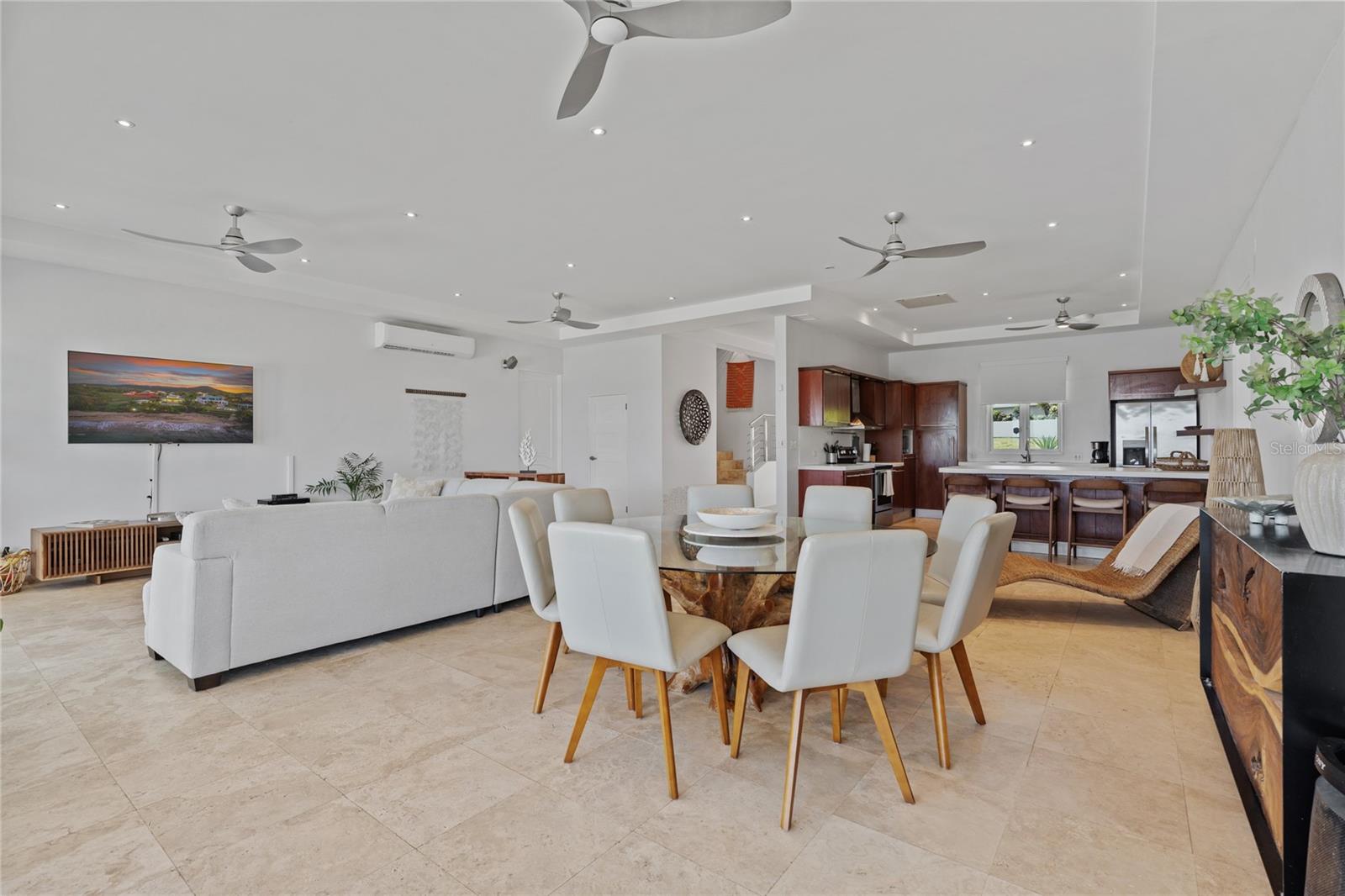 MARTINEAU BAY RESORT - Residential