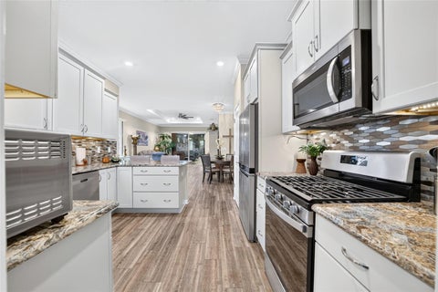 Tiny photo for 10020 SW 96th Street, Ocala, FL 34481 (MLS # OM733778)