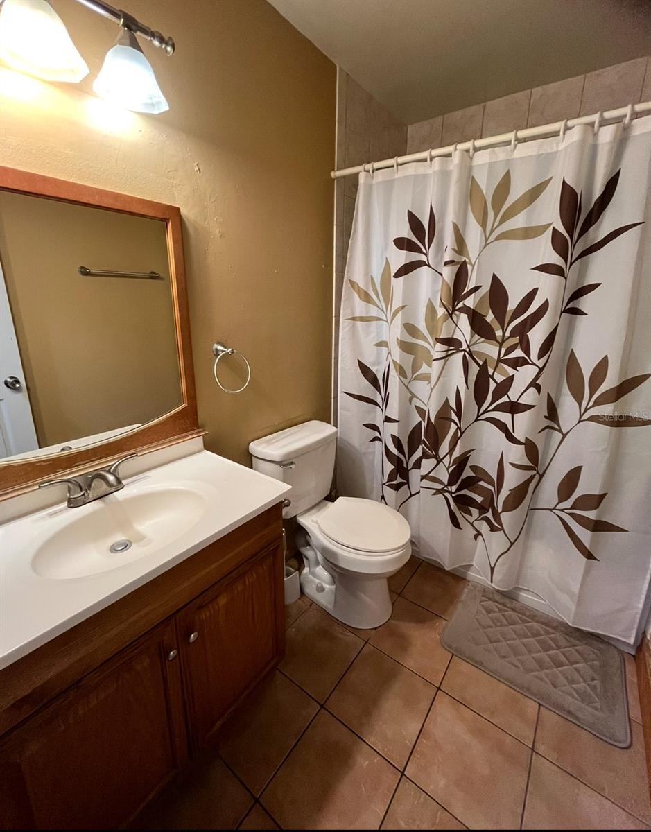 THE GREENS OF TOWNN COUNTRY - Residential