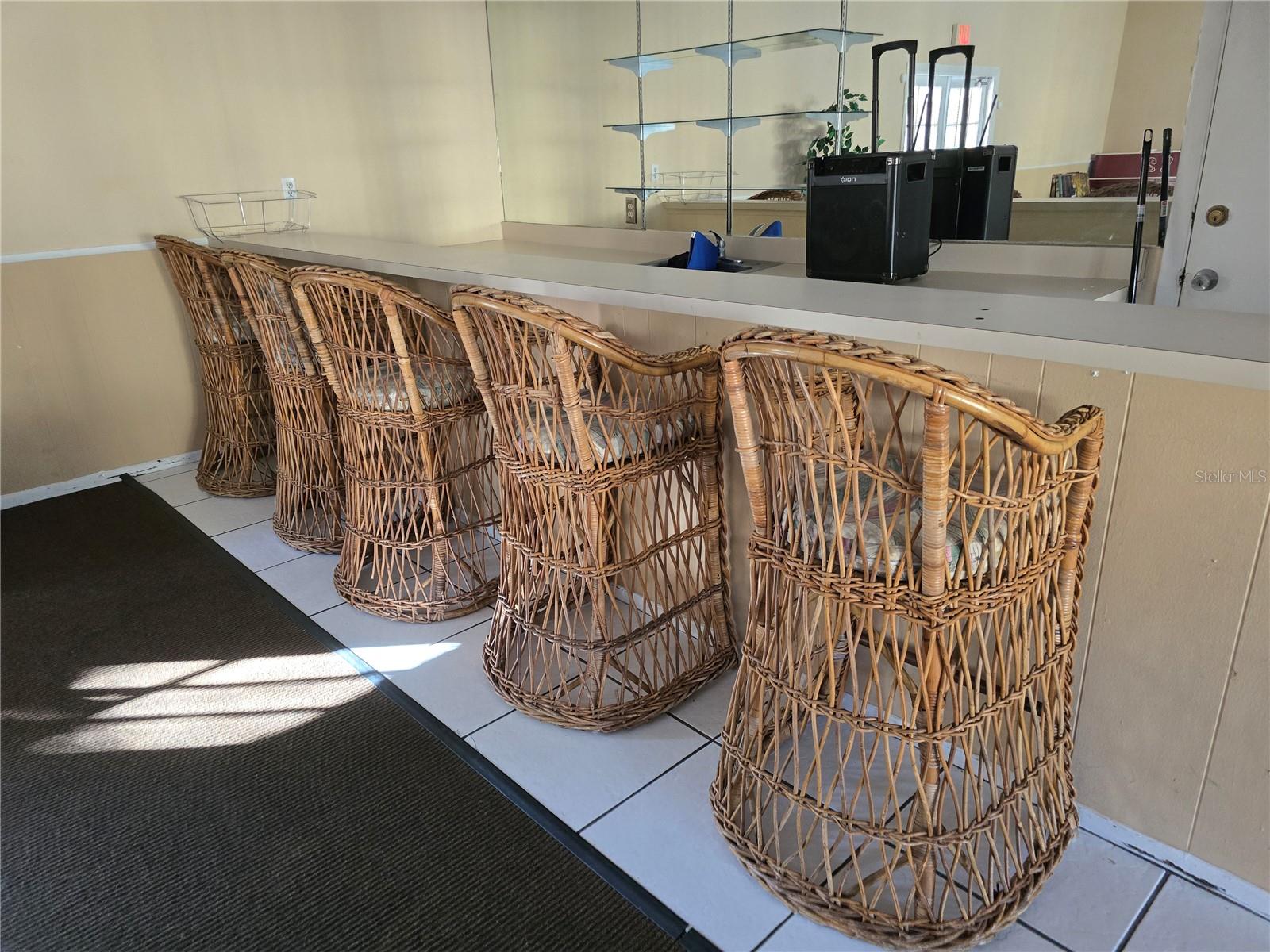 THE GREENS OF TOWNN COUNTRY - Residential