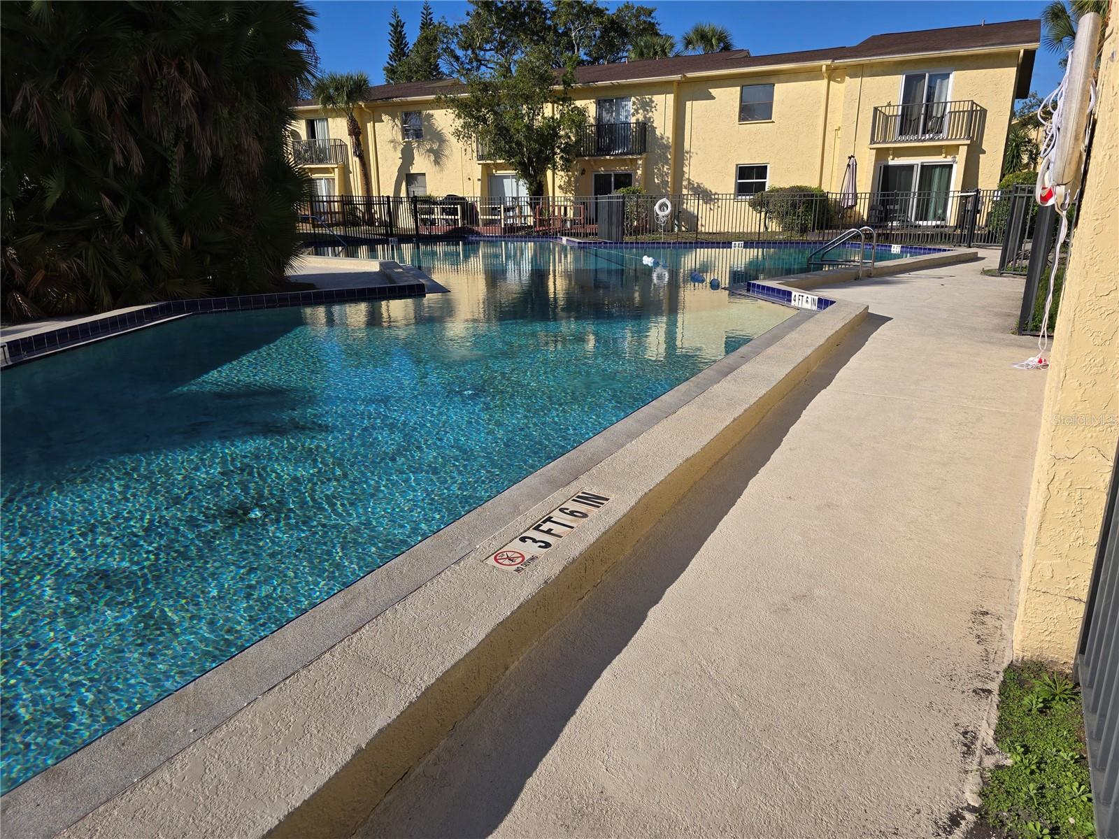 THE GREENS OF TOWNN COUNTRY - Residential