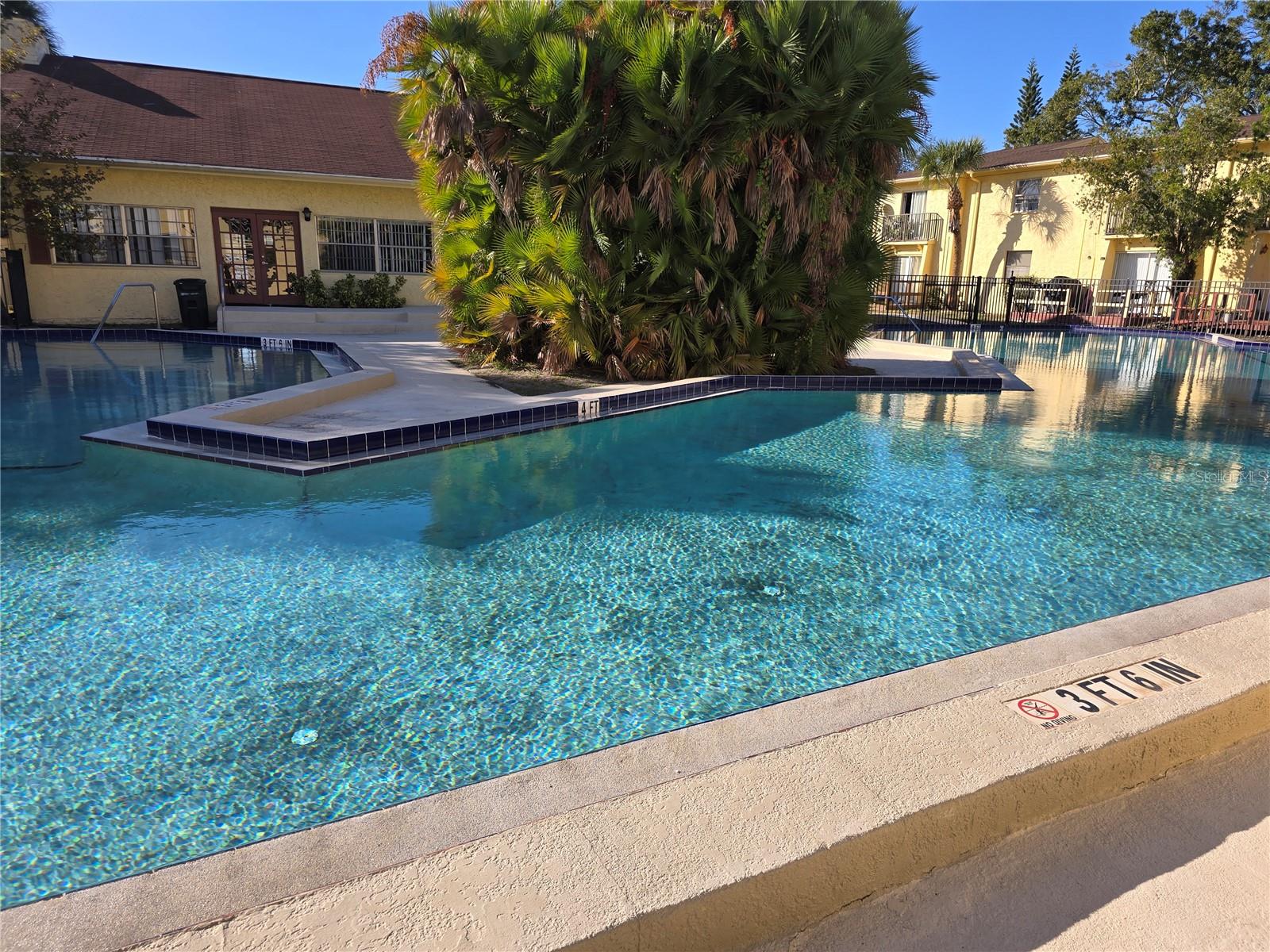 THE GREENS OF TOWNN COUNTRY - Residential