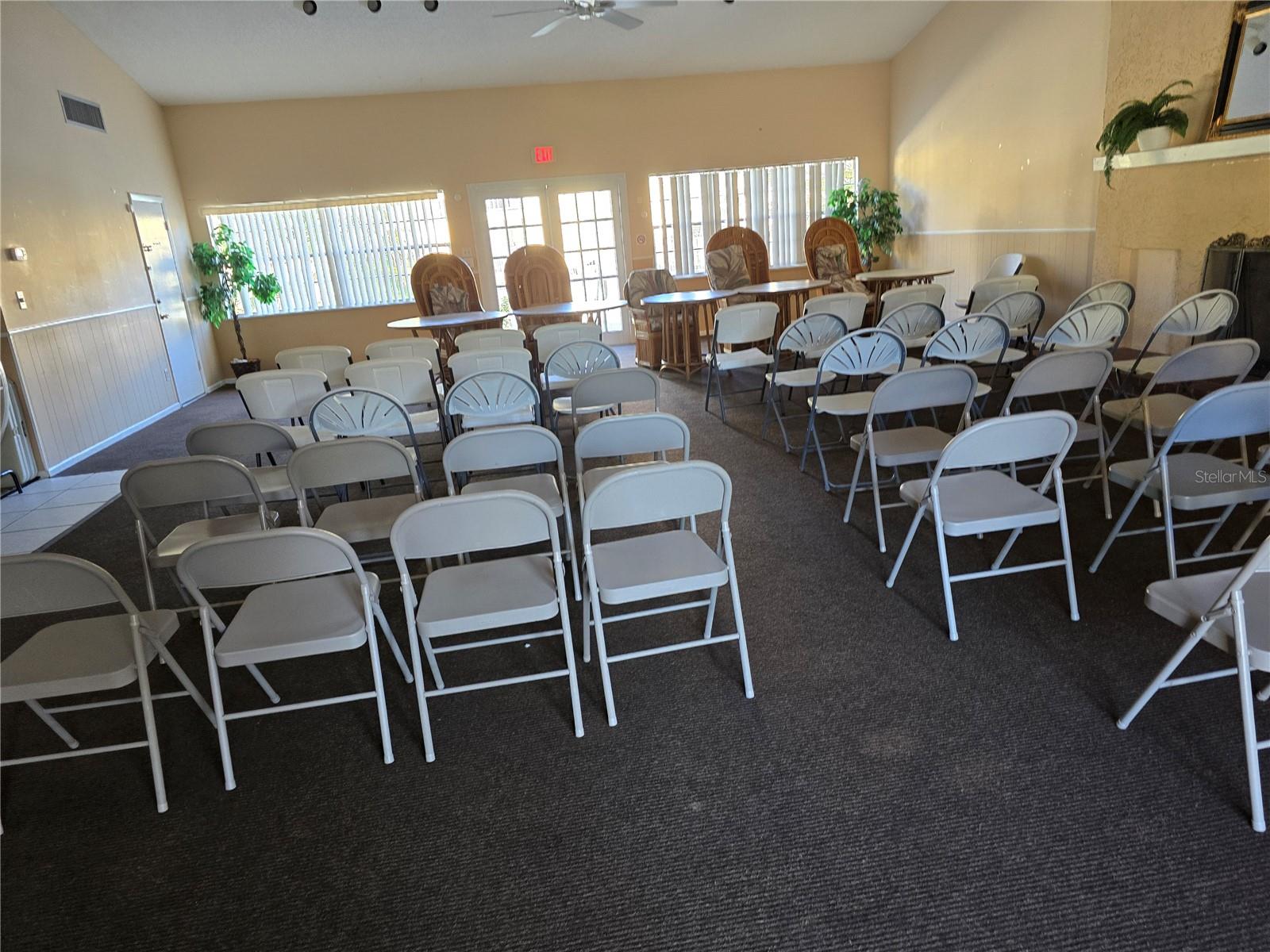 THE GREENS OF TOWNN COUNTRY - Residential