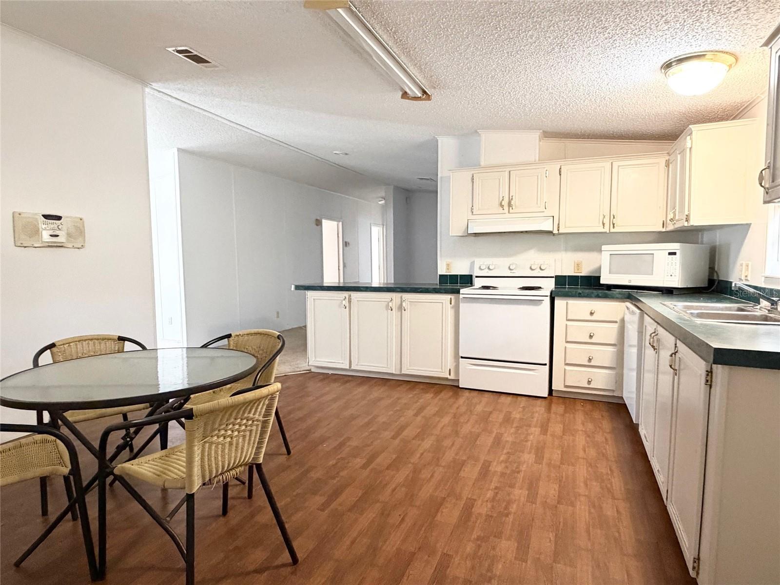 WOODGATE VILLAGE - Residential