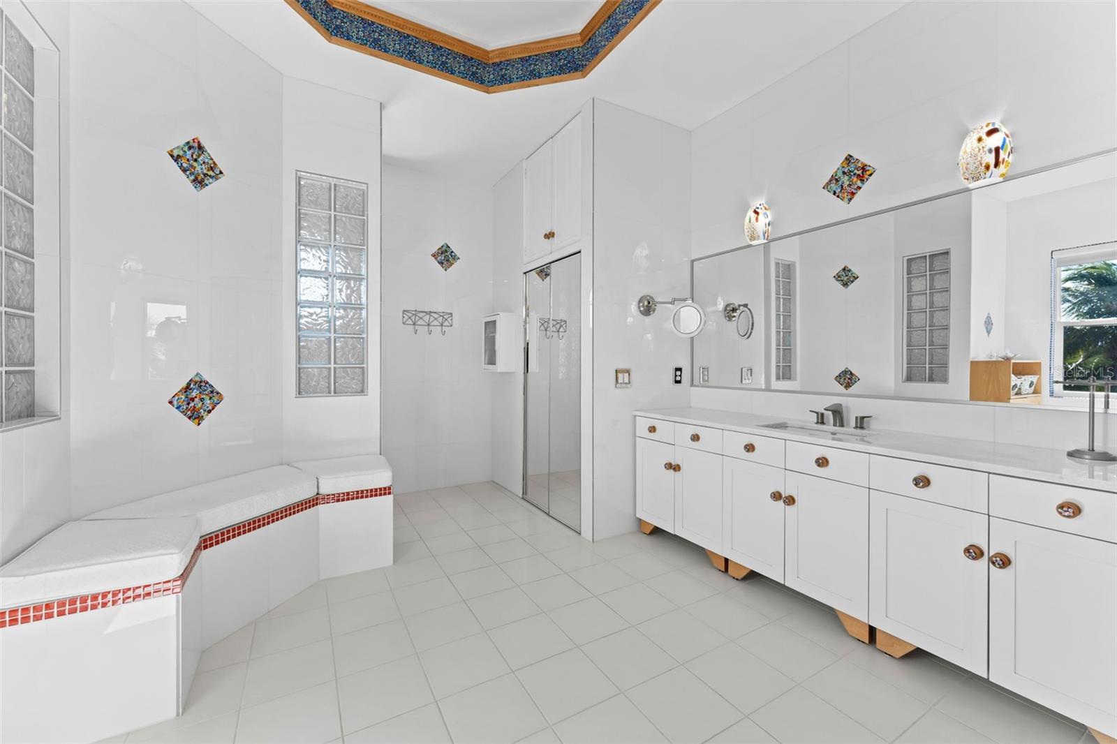 EAST SHORE ACRES 02 - Residential