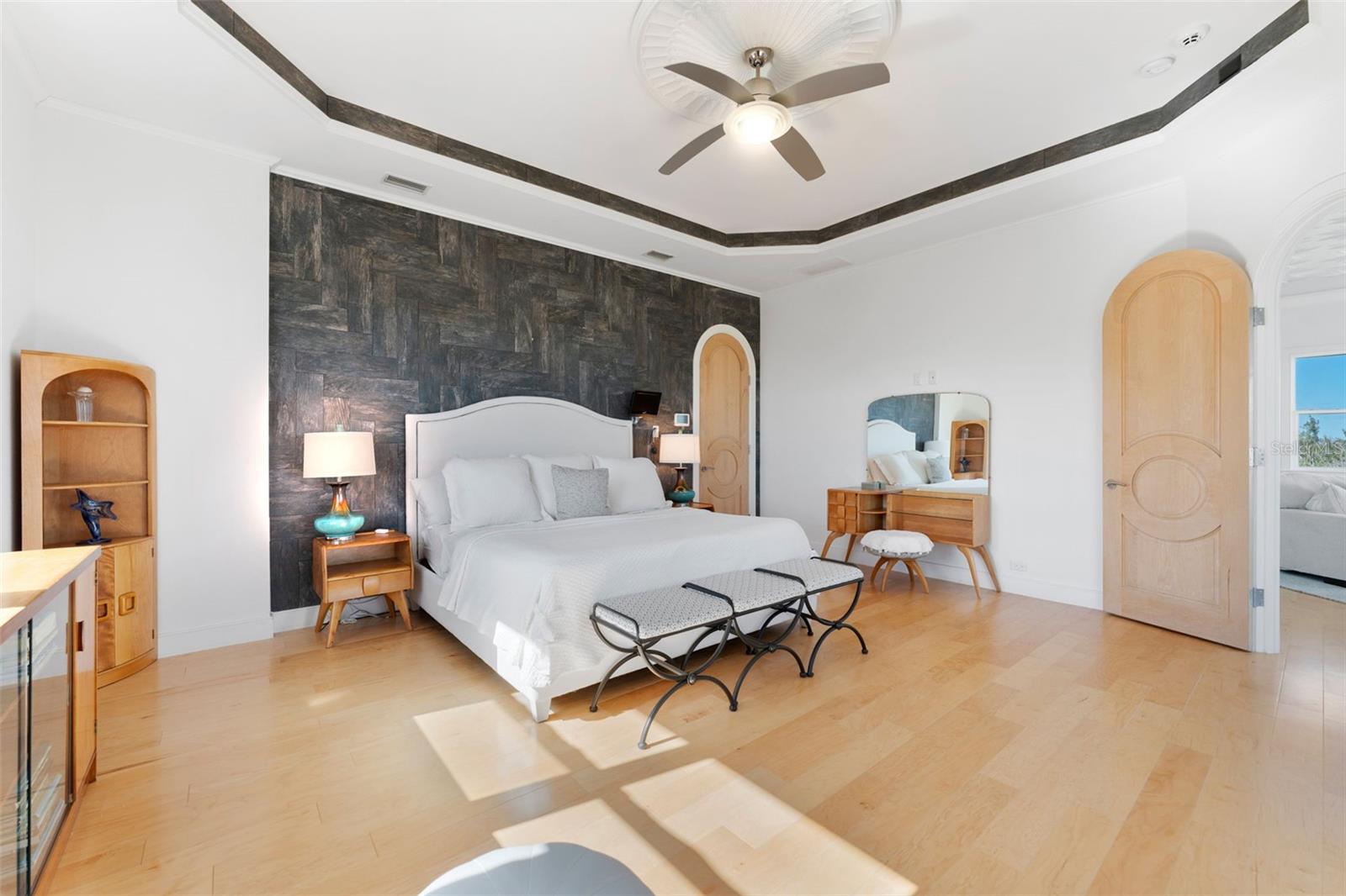 EAST SHORE ACRES 02 - Residential