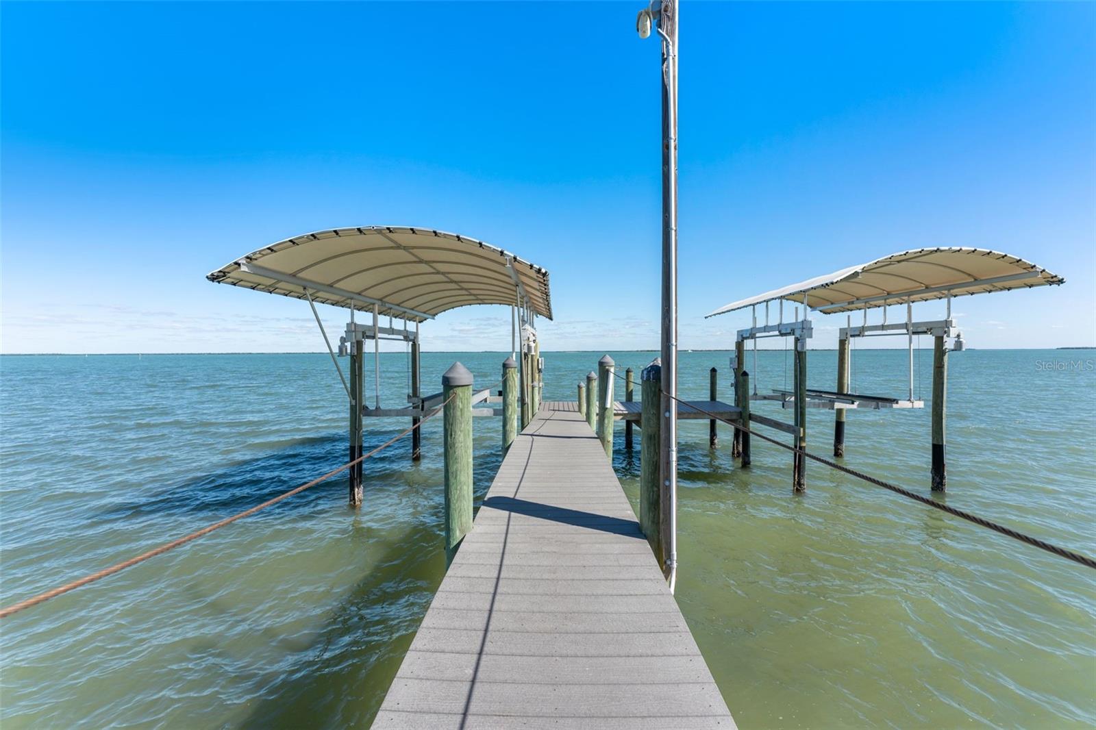 EAST SHORE ACRES 02 - Residential