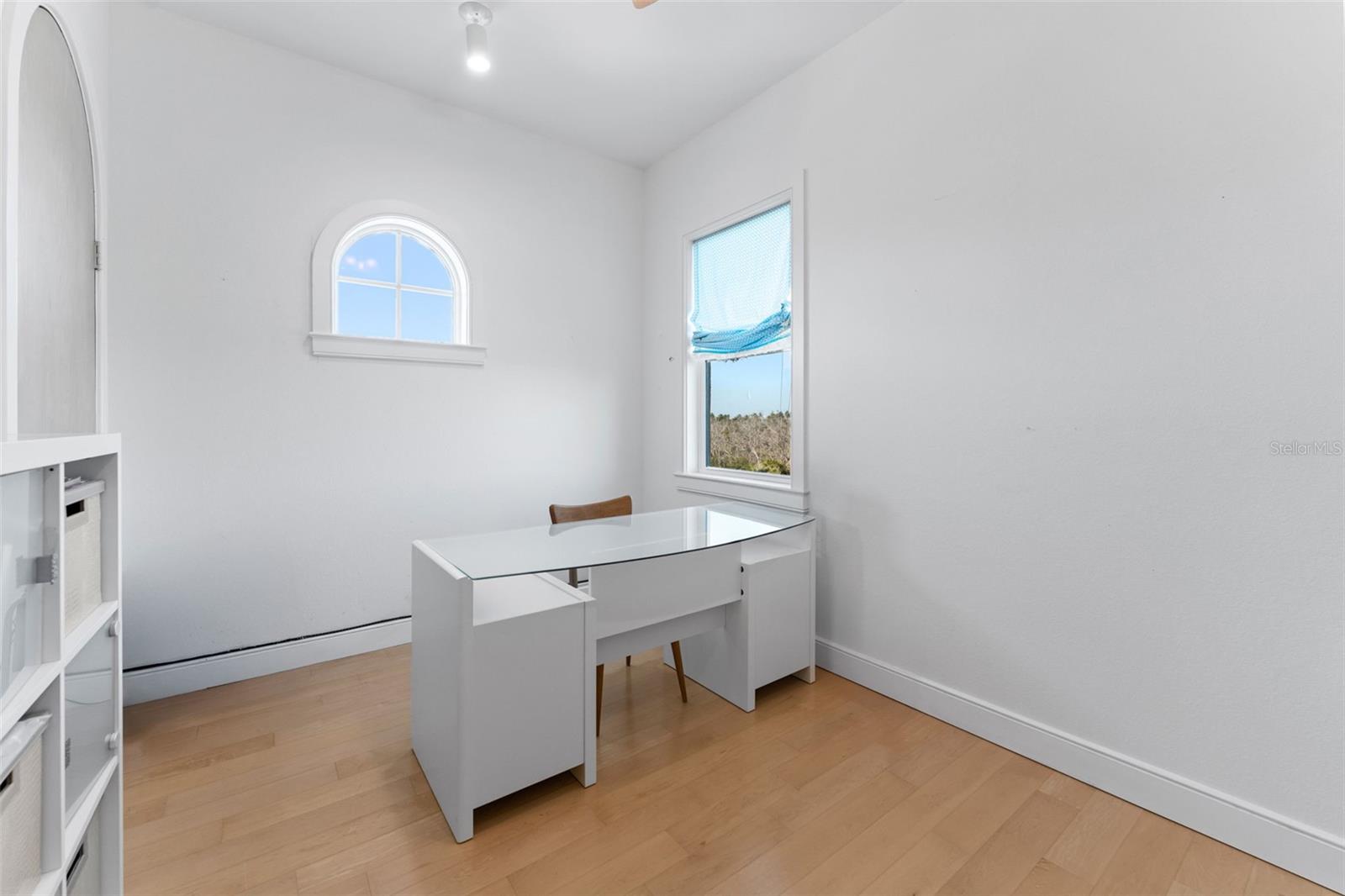 EAST SHORE ACRES 02 - Residential