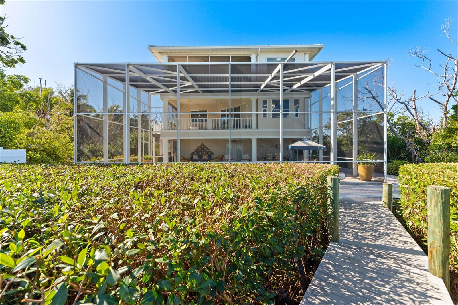 EAST SHORE ACRES 02 - Residential