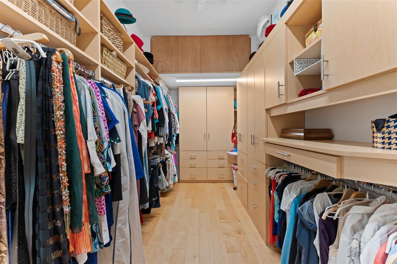 EAST SHORE ACRES 02 - Residential