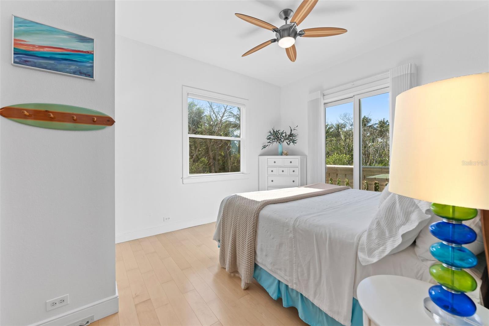 EAST SHORE ACRES 02 - Residential