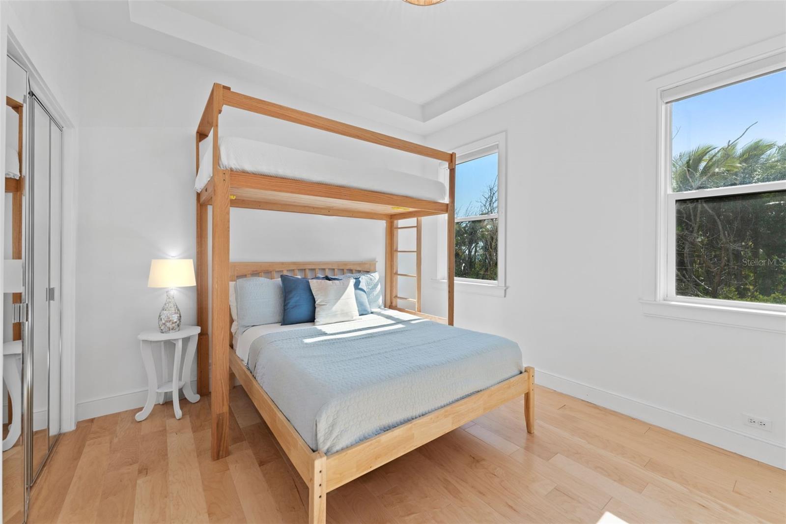 EAST SHORE ACRES 02 - Residential