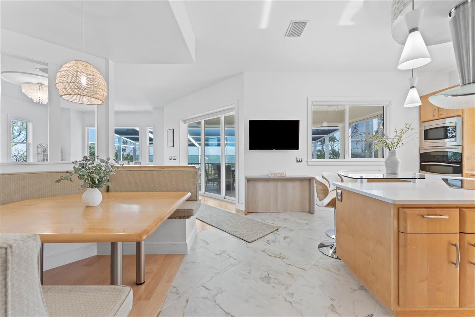 EAST SHORE ACRES 02 - Residential