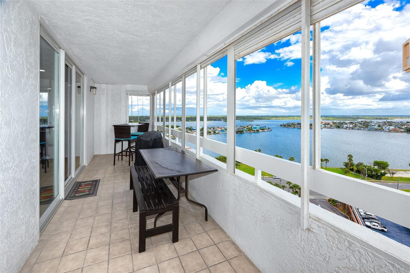 REDINGTON TOWERS 3 CONDO - Residential