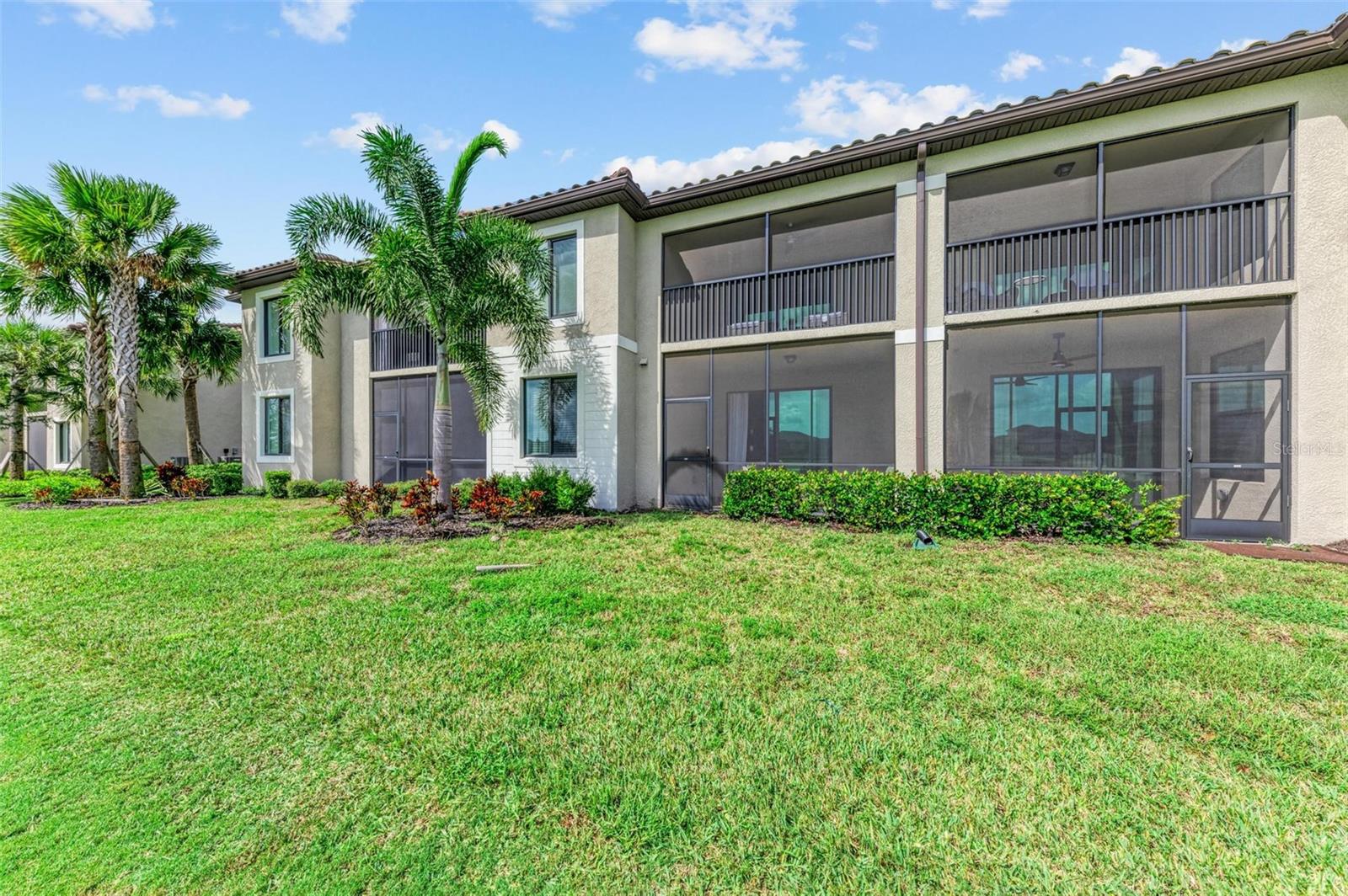 VERANDA VI AT LAKEWOOD NATIONAL PH IV - Residential Lease