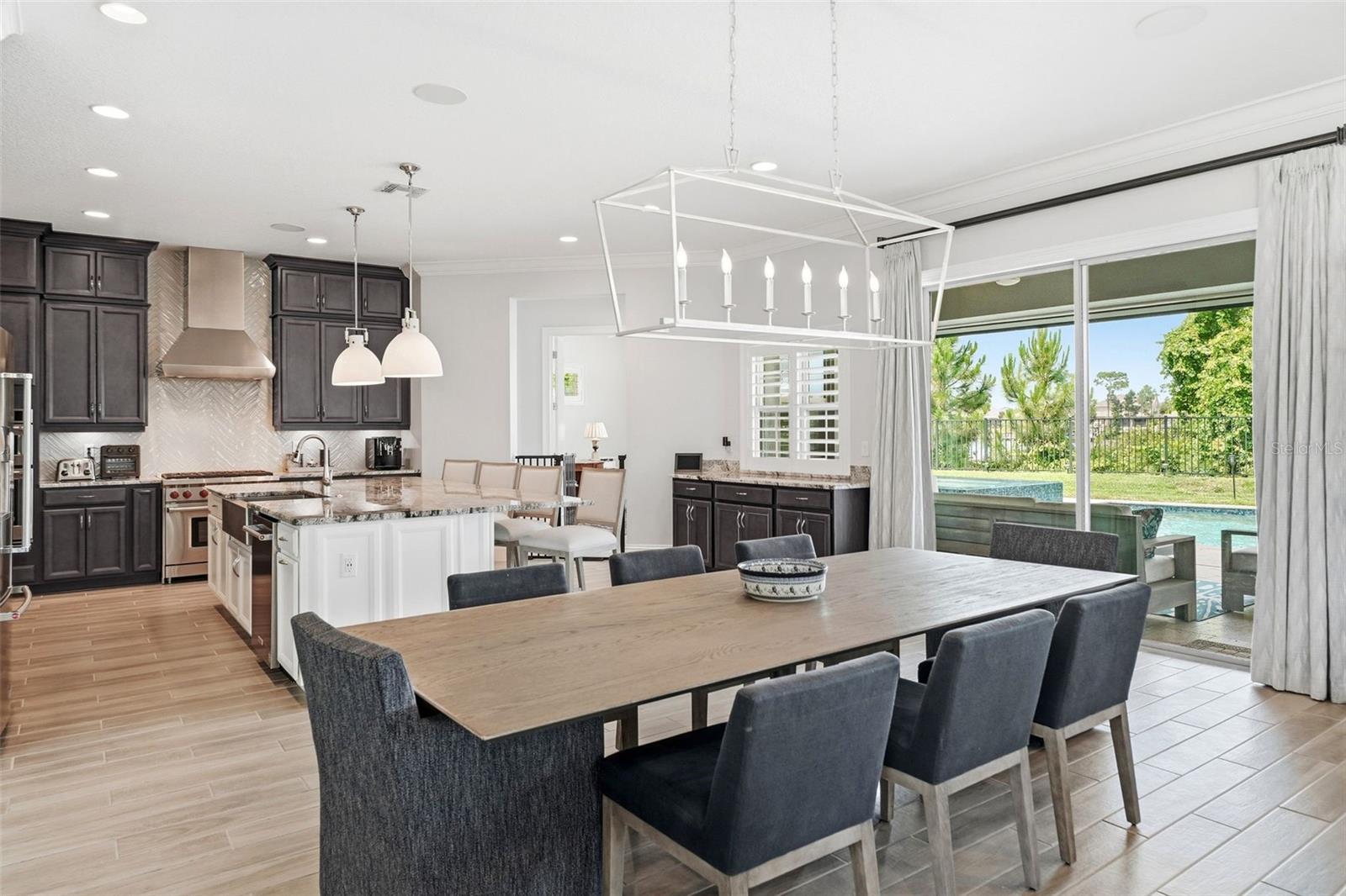 AVALON COVE - Residential