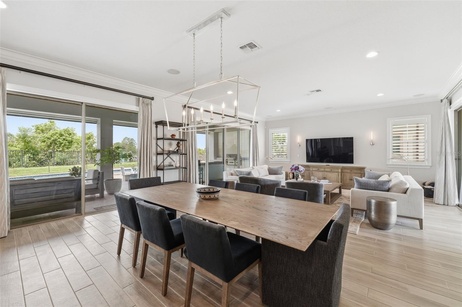 AVALON COVE - Residential