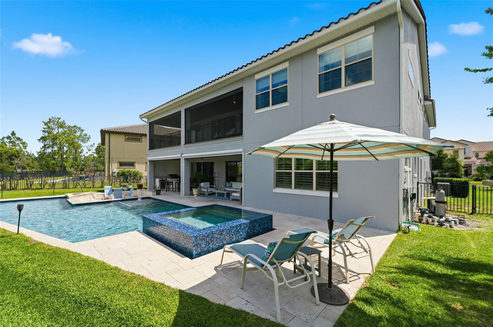 AVALON COVE - Residential