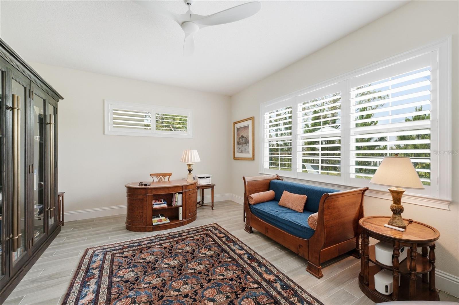 AVALON COVE - Residential
