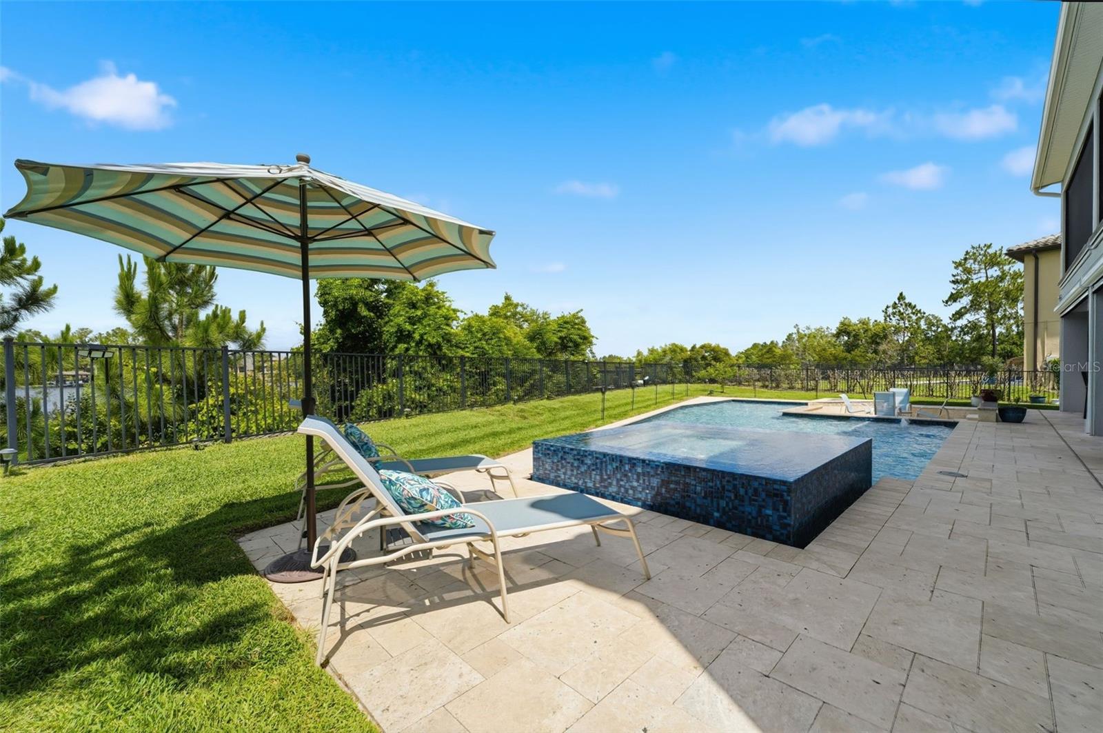 AVALON COVE - Residential