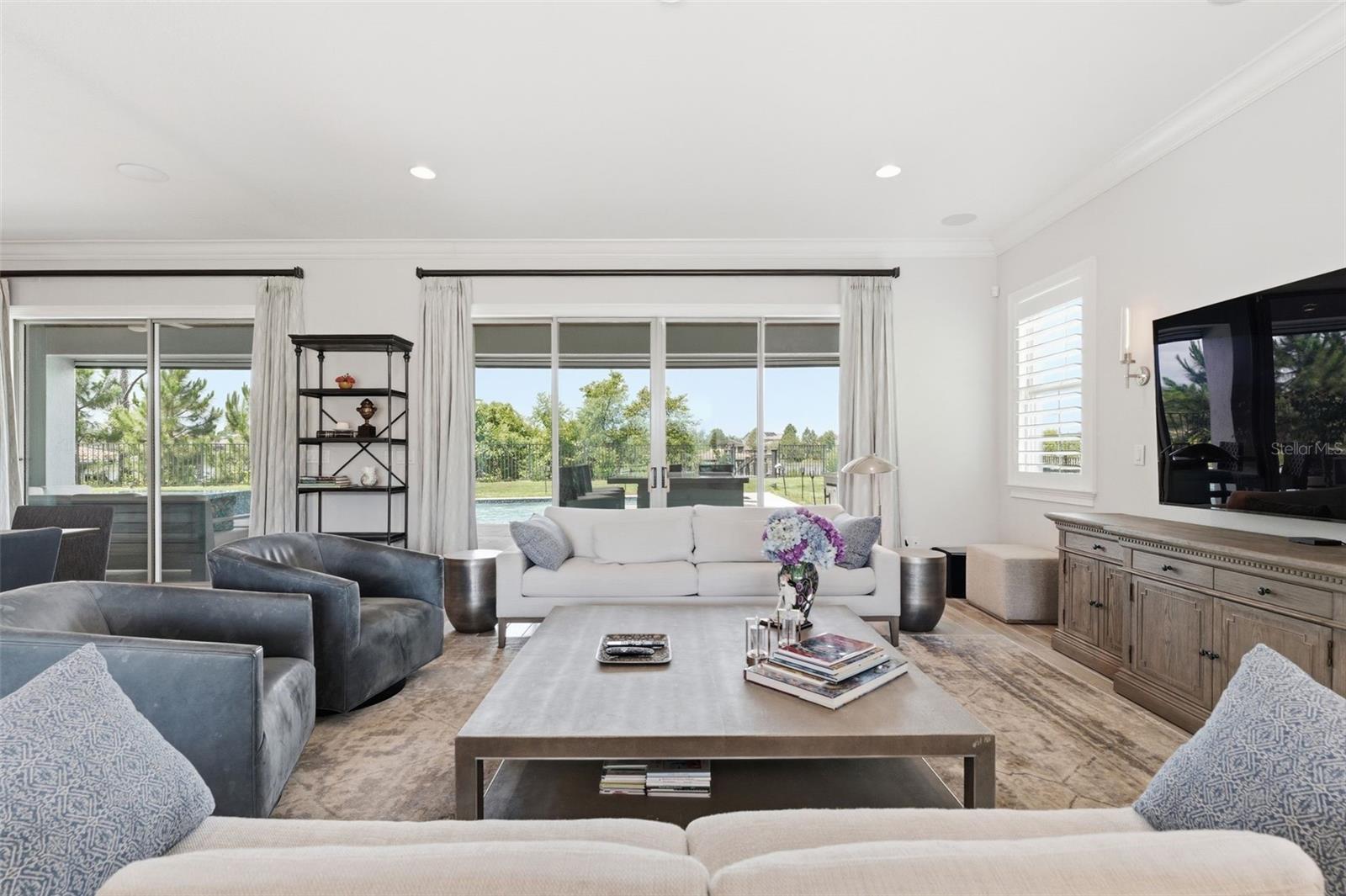 AVALON COVE - Residential