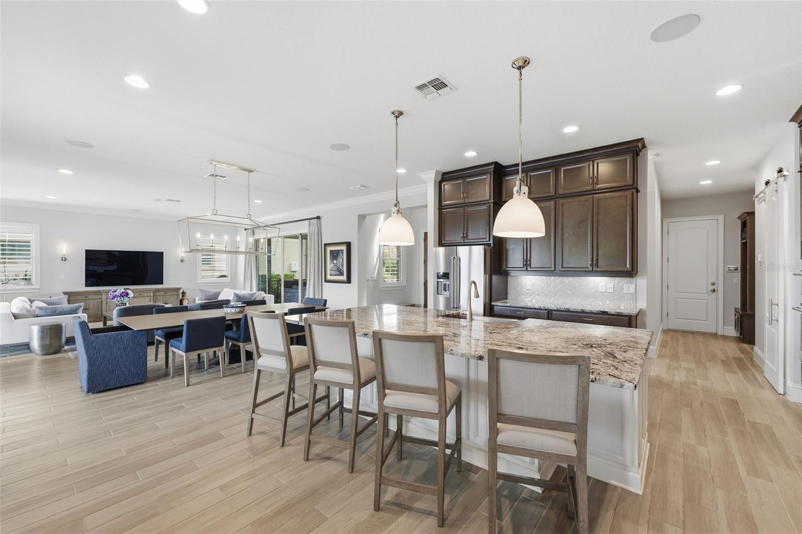 AVALON COVE - Residential