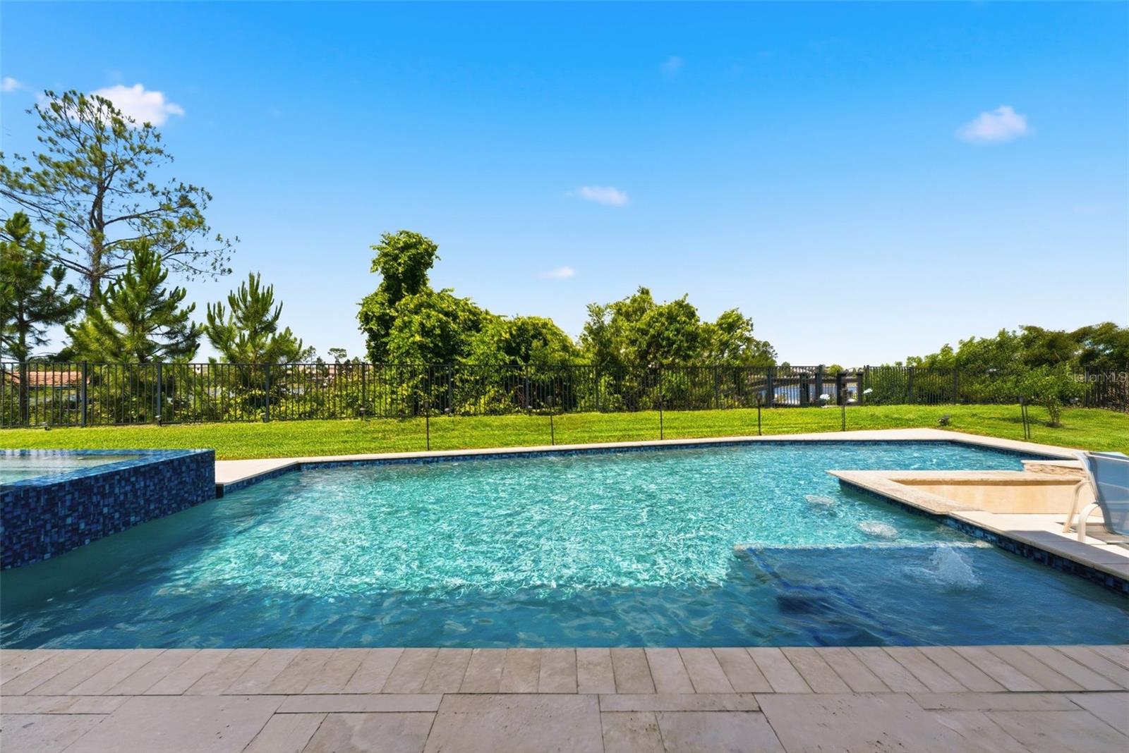 AVALON COVE - Residential
